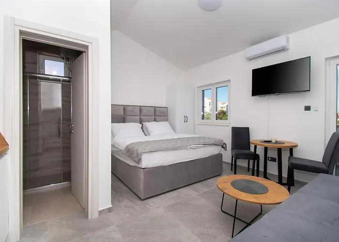 Valeva Exclusive * Sibenik