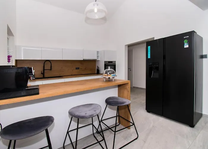 Valeva Exclusive * Šibenik